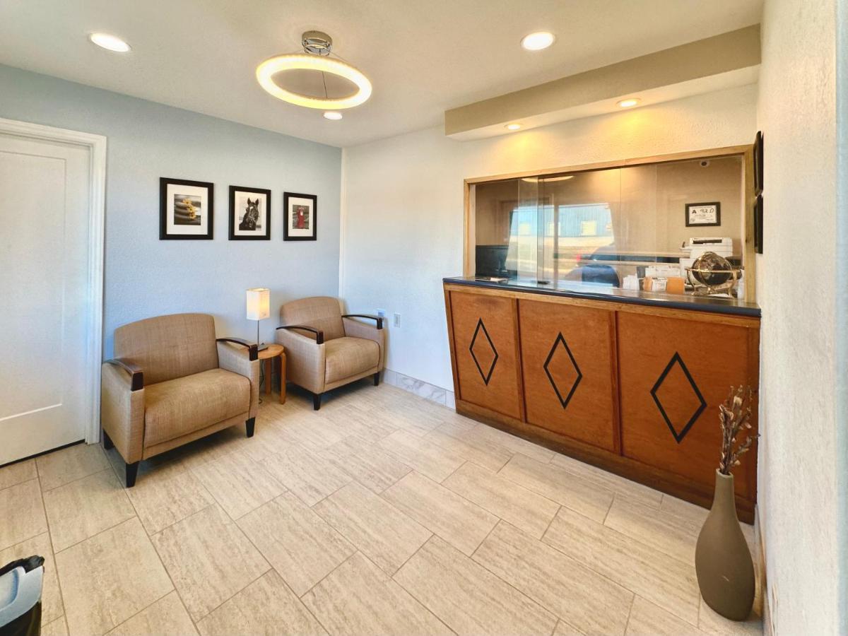 Royal Inn And Suites Charlotte Airport Eksteriør bilde