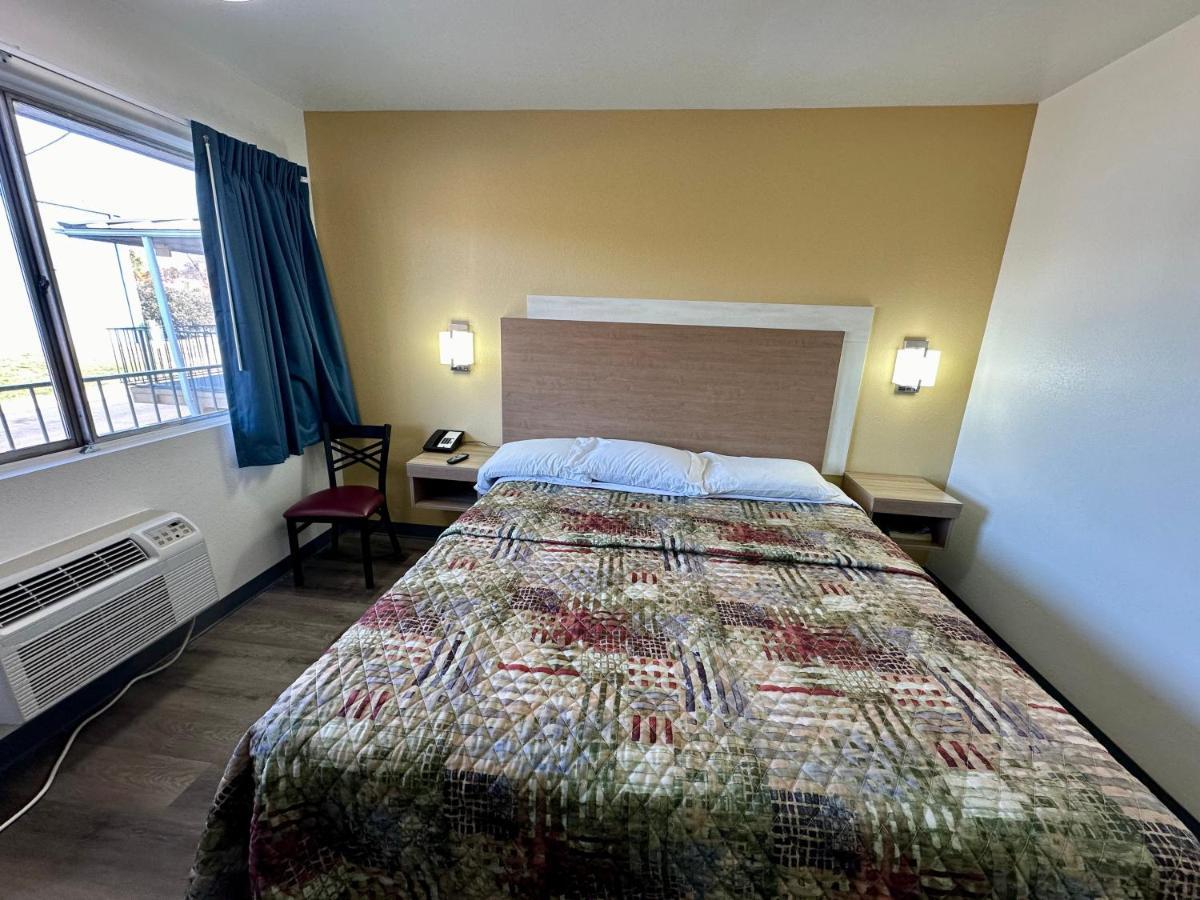 Royal Inn And Suites Charlotte Airport Eksteriør bilde