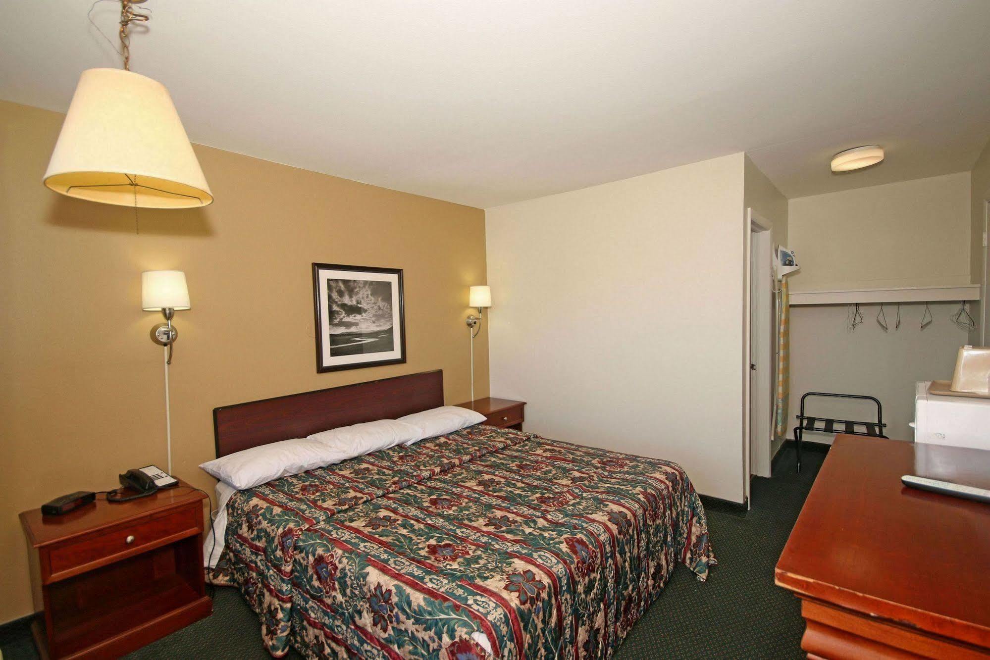 Royal Inn And Suites Charlotte Airport Eksteriør bilde