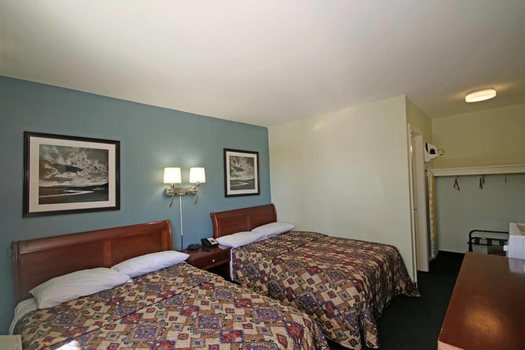 Royal Inn And Suites Charlotte Airport Eksteriør bilde